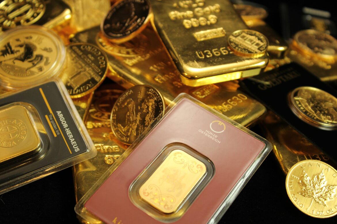 Gold IRA Company vs. Traditional Brokerages: Which Is Right for You?
